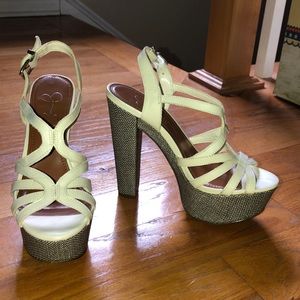 Jessica Simpson heels